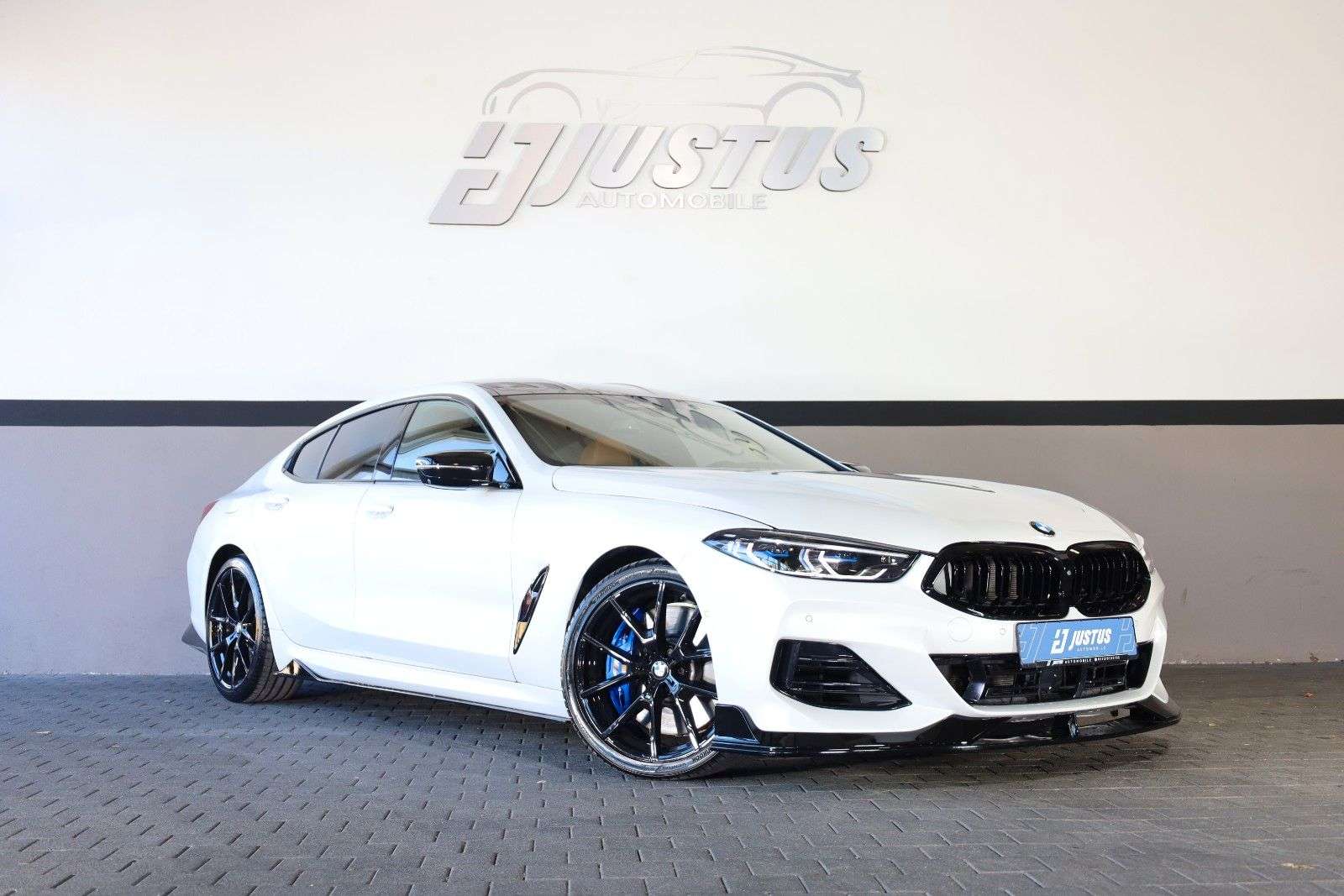 2022 BMW M850