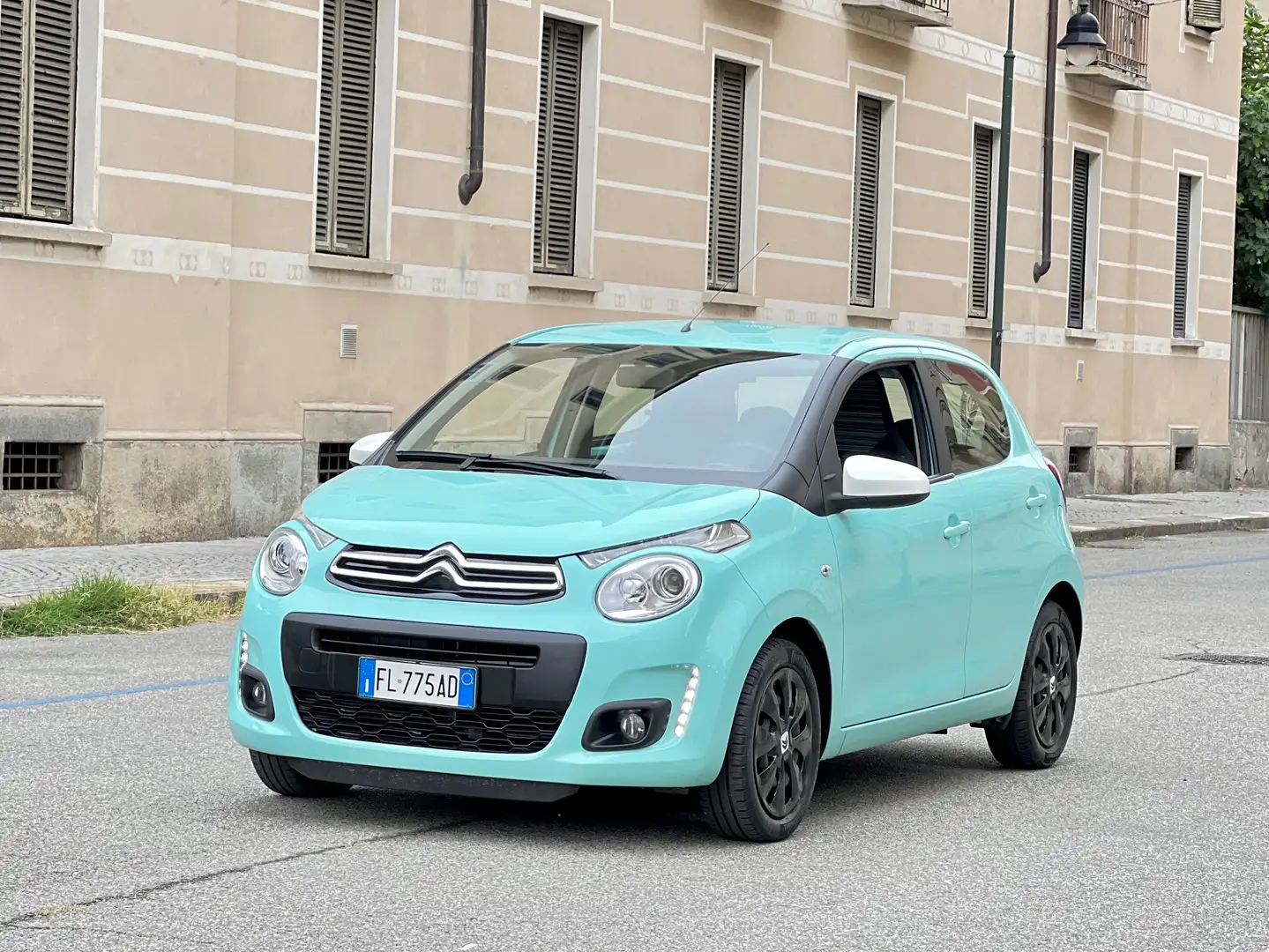 Citroen C1 5Porte 1.0 VTi 68cv E6 Pacific Edition BLUETOOTH! zelena - 1