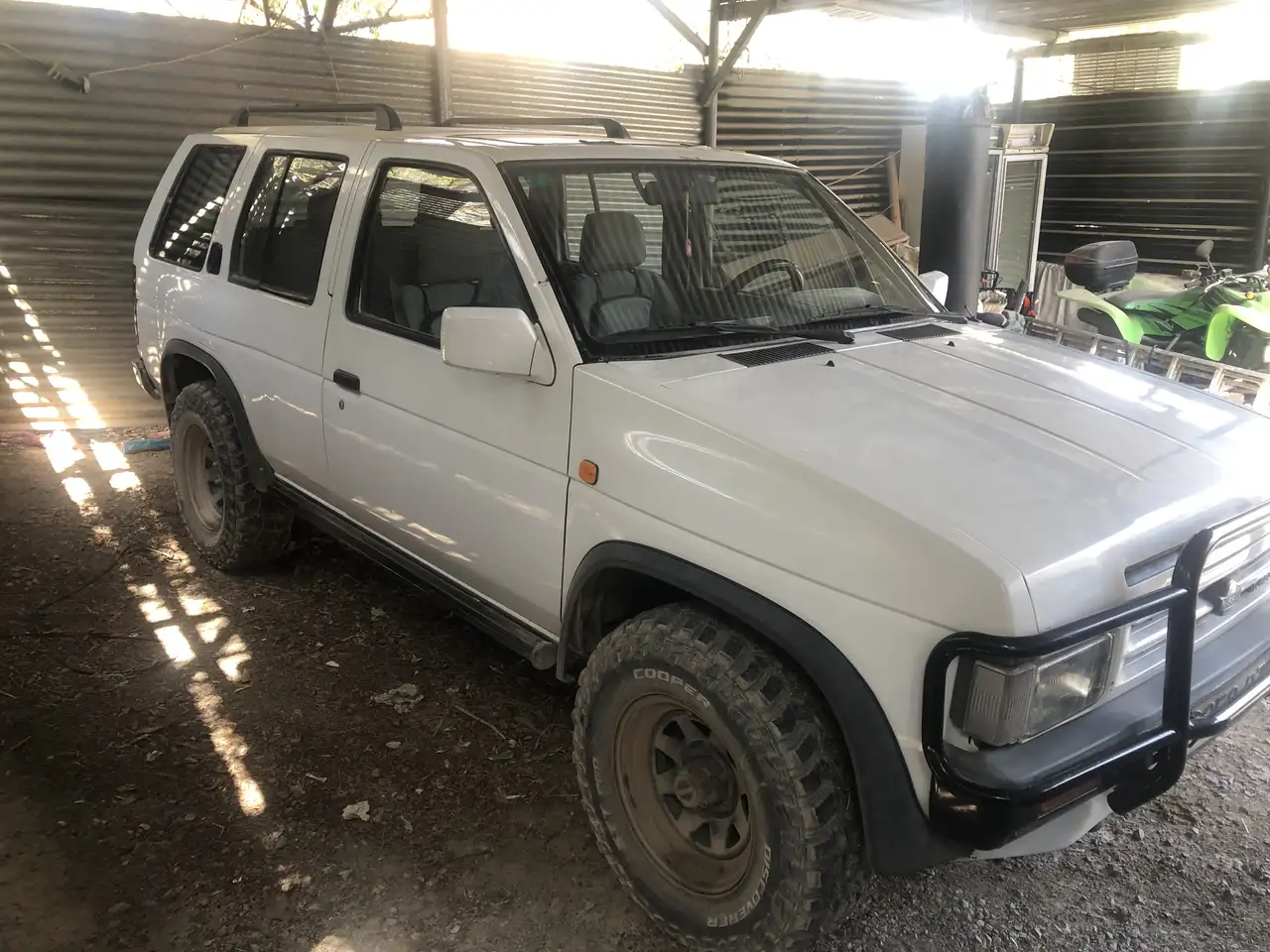 Nissan Terrano 2.7, foto 8