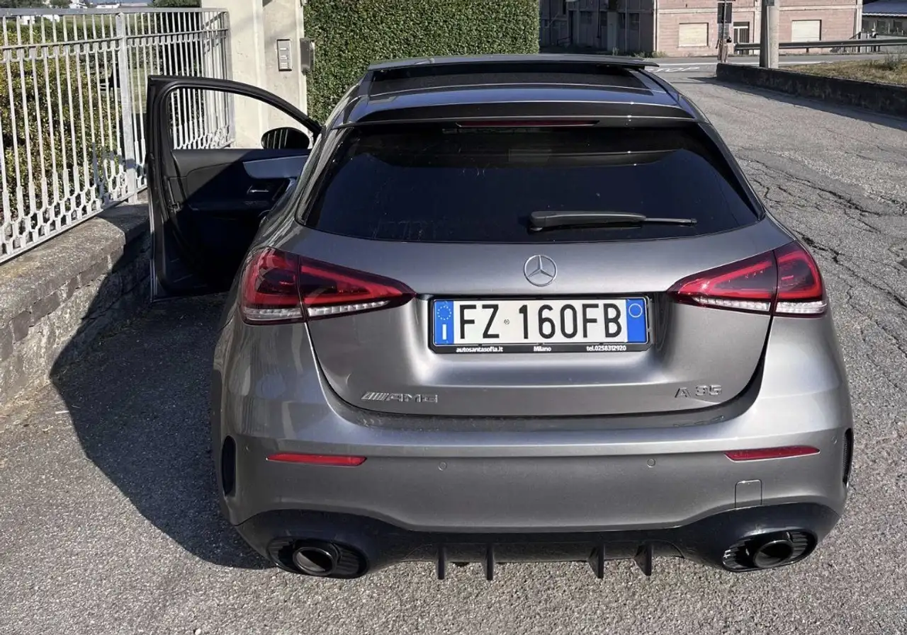 Mercedes-Benz A 35 AMG