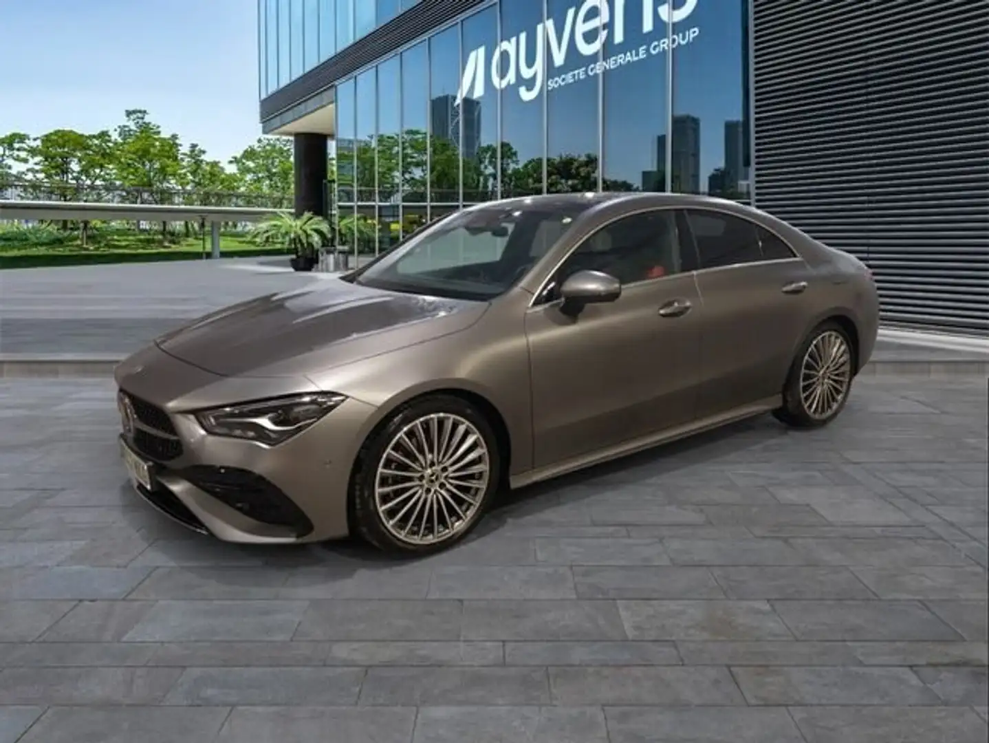 Mercedes-Benz CLA 200 Gris - 1