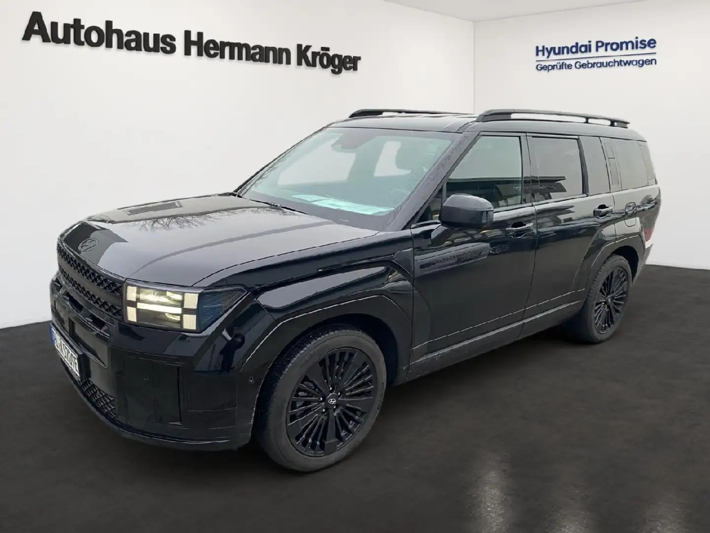 Hyundai SANTA FE 1.6 T-GDI Plug-In Hybrid 186 kW 4WD Blackline Schwarz - 1