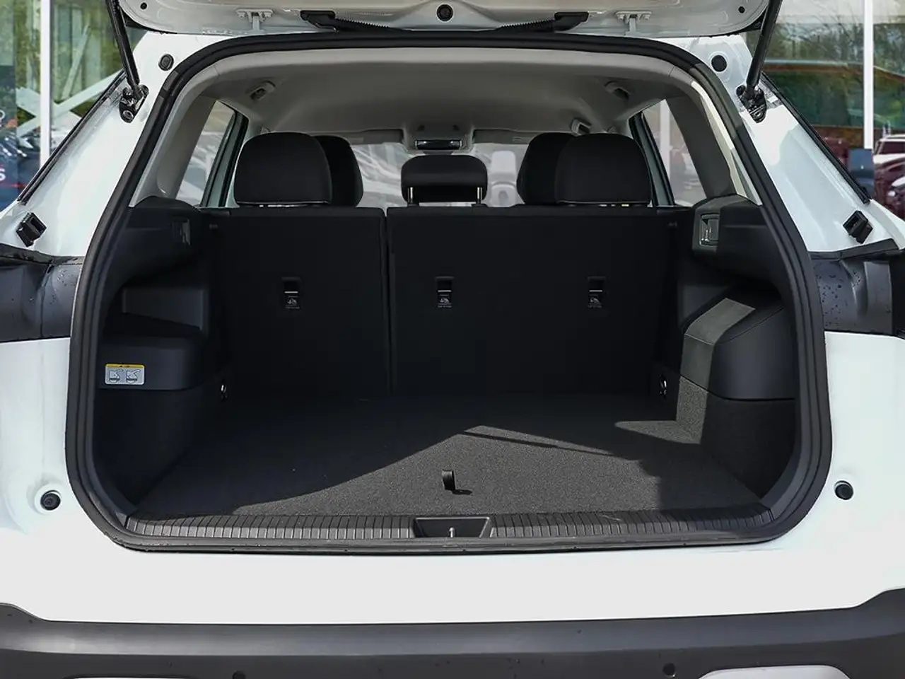 Volkswagen Tiguan снимка Volkswagen Tiguan