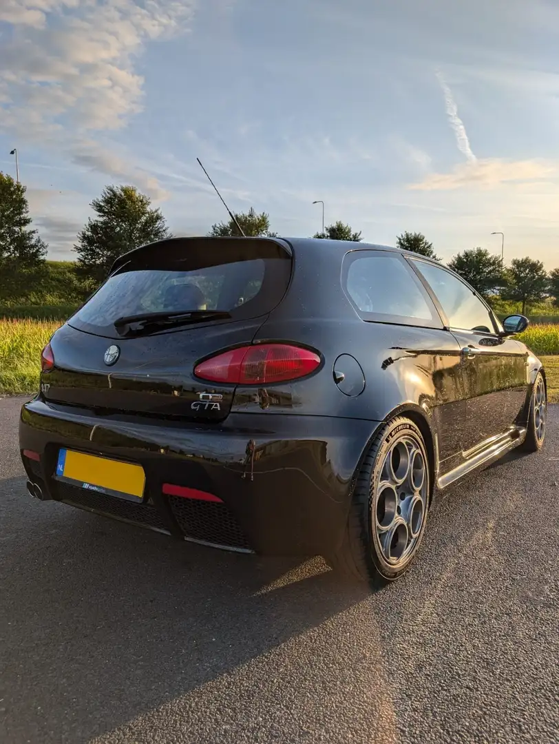 Alfa Romeo 147 3.2 V6 24V GTA LSD/Coilovers Negru - 2