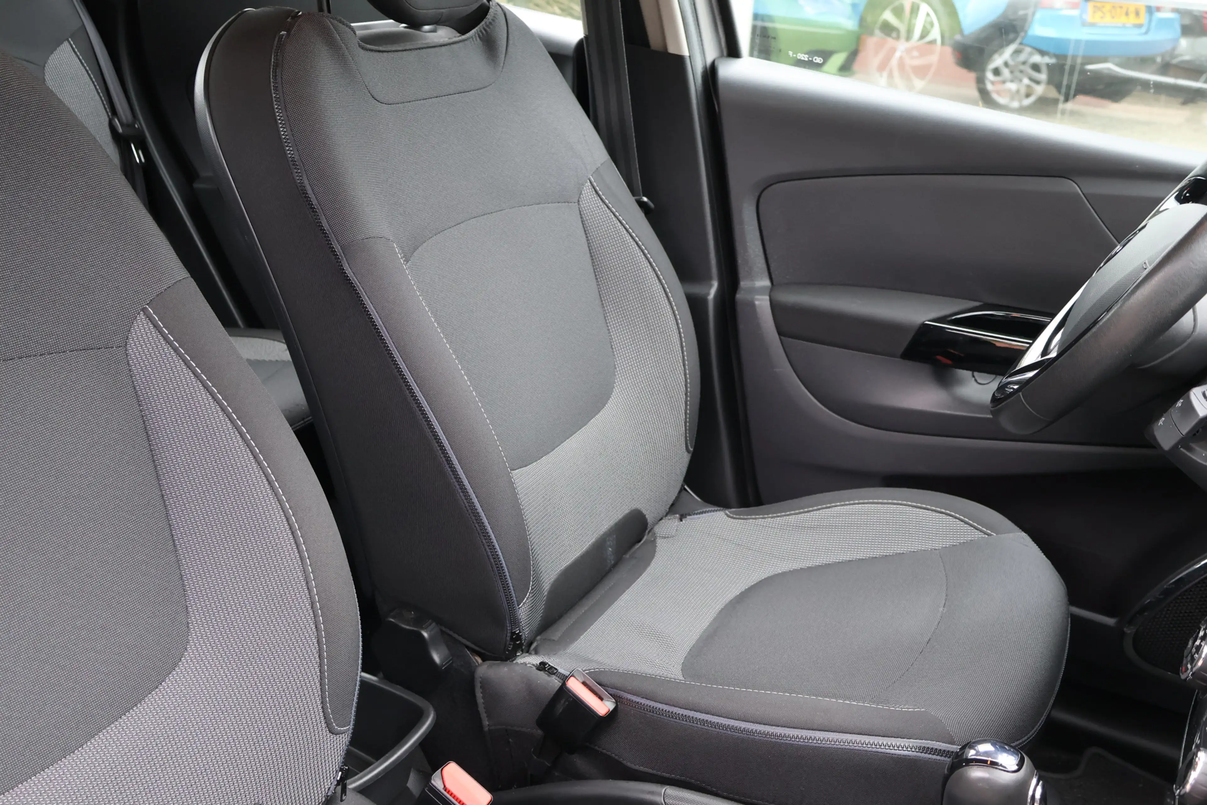 Renault Captur 1.2 TCe Dynamique — photo 5
