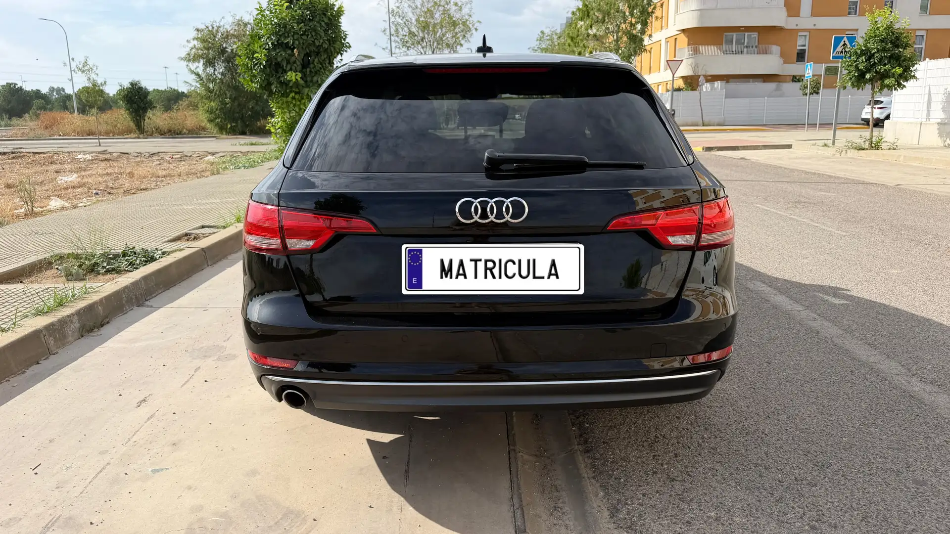 Audi A4 Avant 2.0TDI Advanced edition S-T 110kW - 2