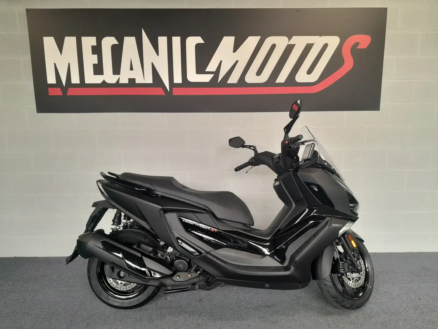 Kymco Downtown 350i GT DEPART IMMEDIAT Zwart - 1