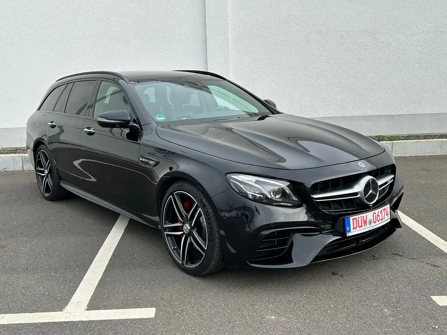 Mercedes-Benz E 63 AMG E 63S AMG *Performance*Pano*Burmester* Schwarz - 1