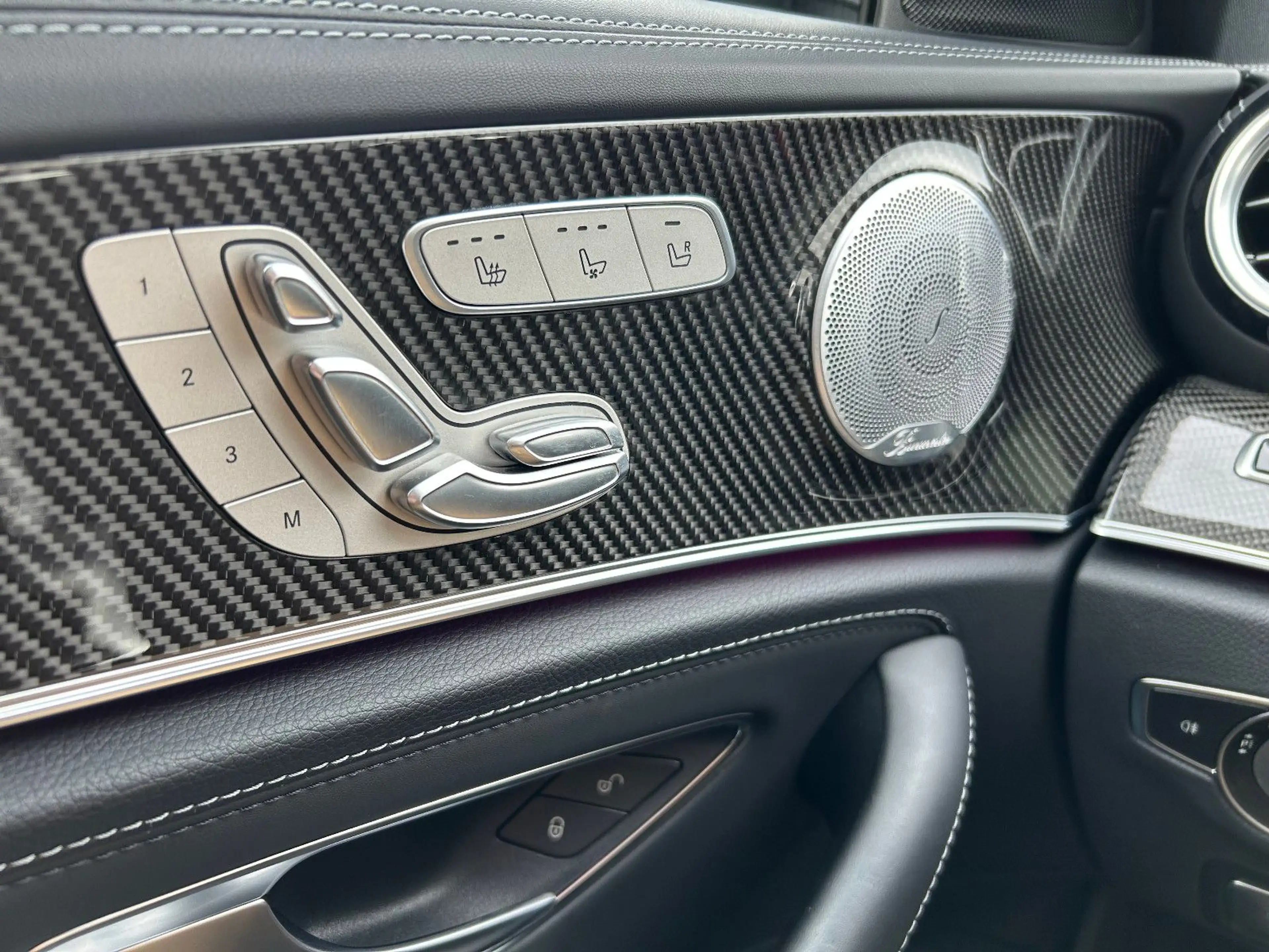Mercedes-Benz E 63 AMG E 63S AMG *Performance*Pano*Burmester* — photo 13