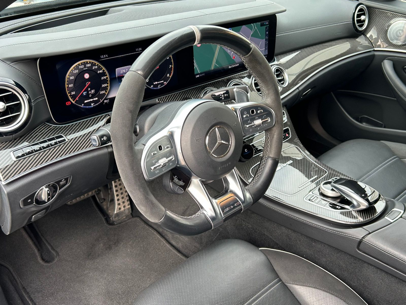 Mercedes-Benz E 63 AMG E 63S AMG *Performance*Pano*Burmester* — photo 6