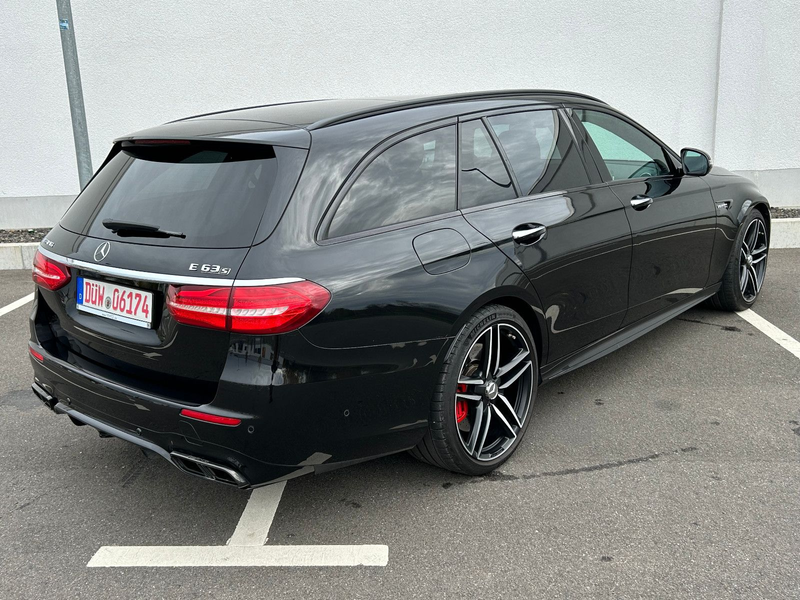 Mercedes-Benz E 63 AMG E 63S AMG *Performance*Pano*Burmester* — photo 14