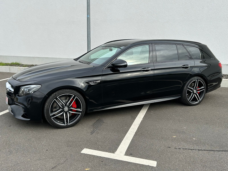 Mercedes-Benz E 63 AMG E 63S AMG *Performance*Pano*Burmester* — photo 4