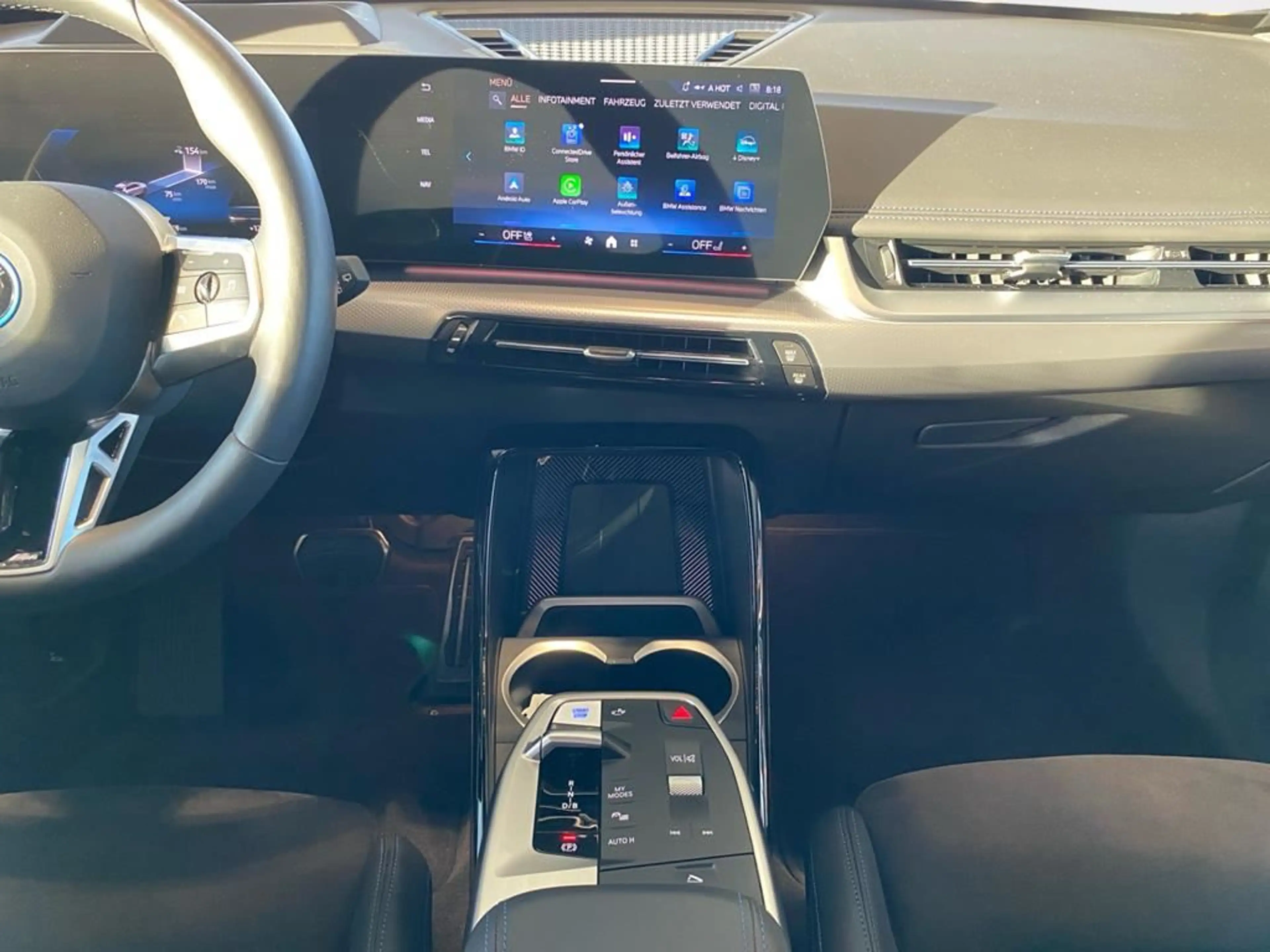 BMW iX1 M Sport Pro — photo 12