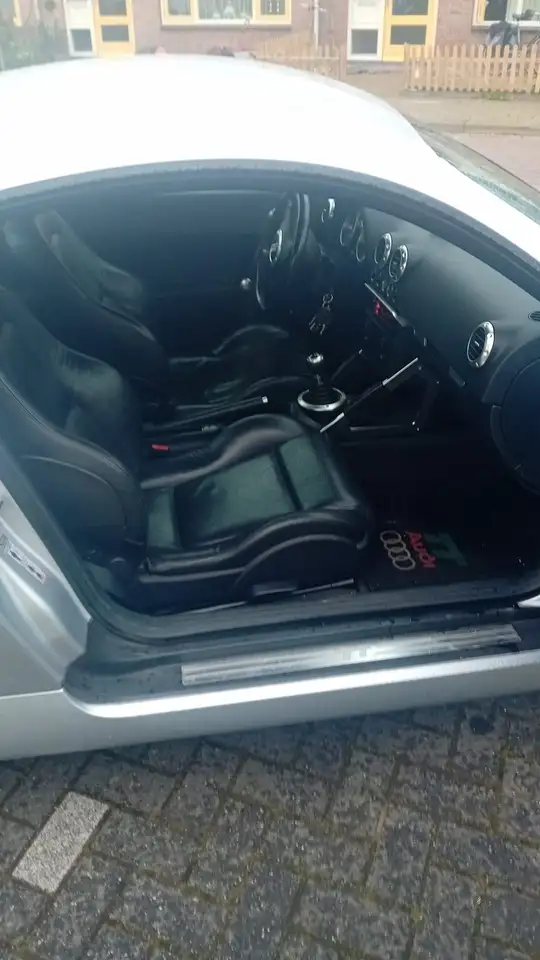 Audi TT 1,8, foto 3