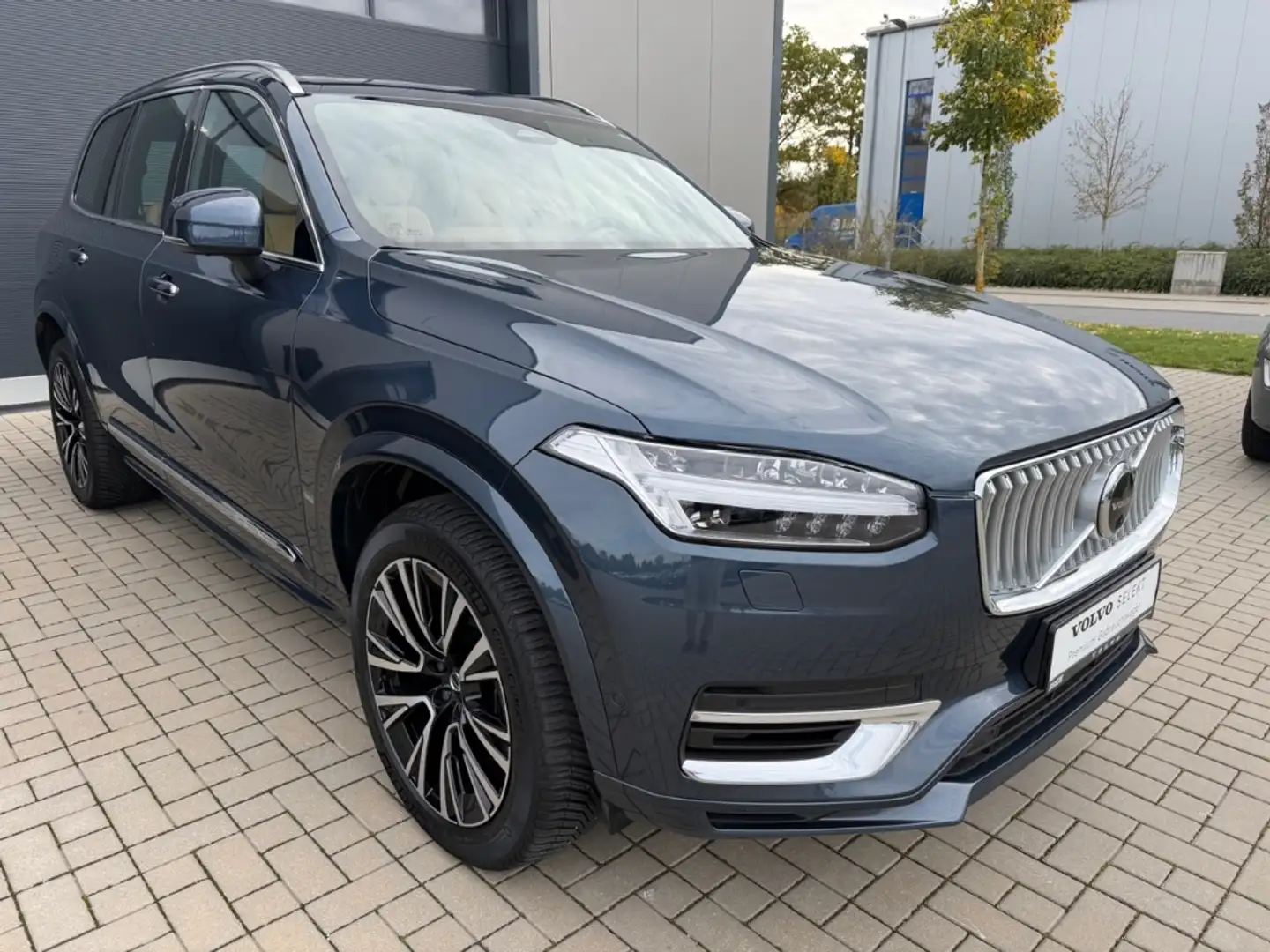 Volvo XC90 Ultimate Bright Recharge AWD 7-Sitzer HUD StandHZG Blau - 2