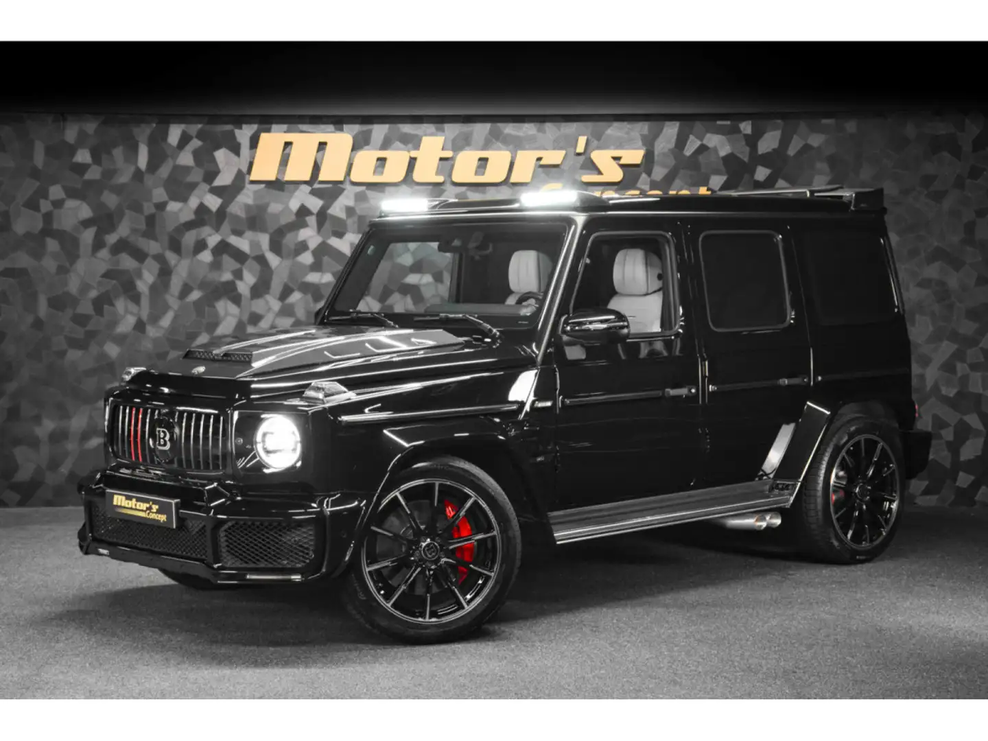 Mercedes-Benz G 63 AMG BRABUS - G MANUFAKTUR Чорний - 1