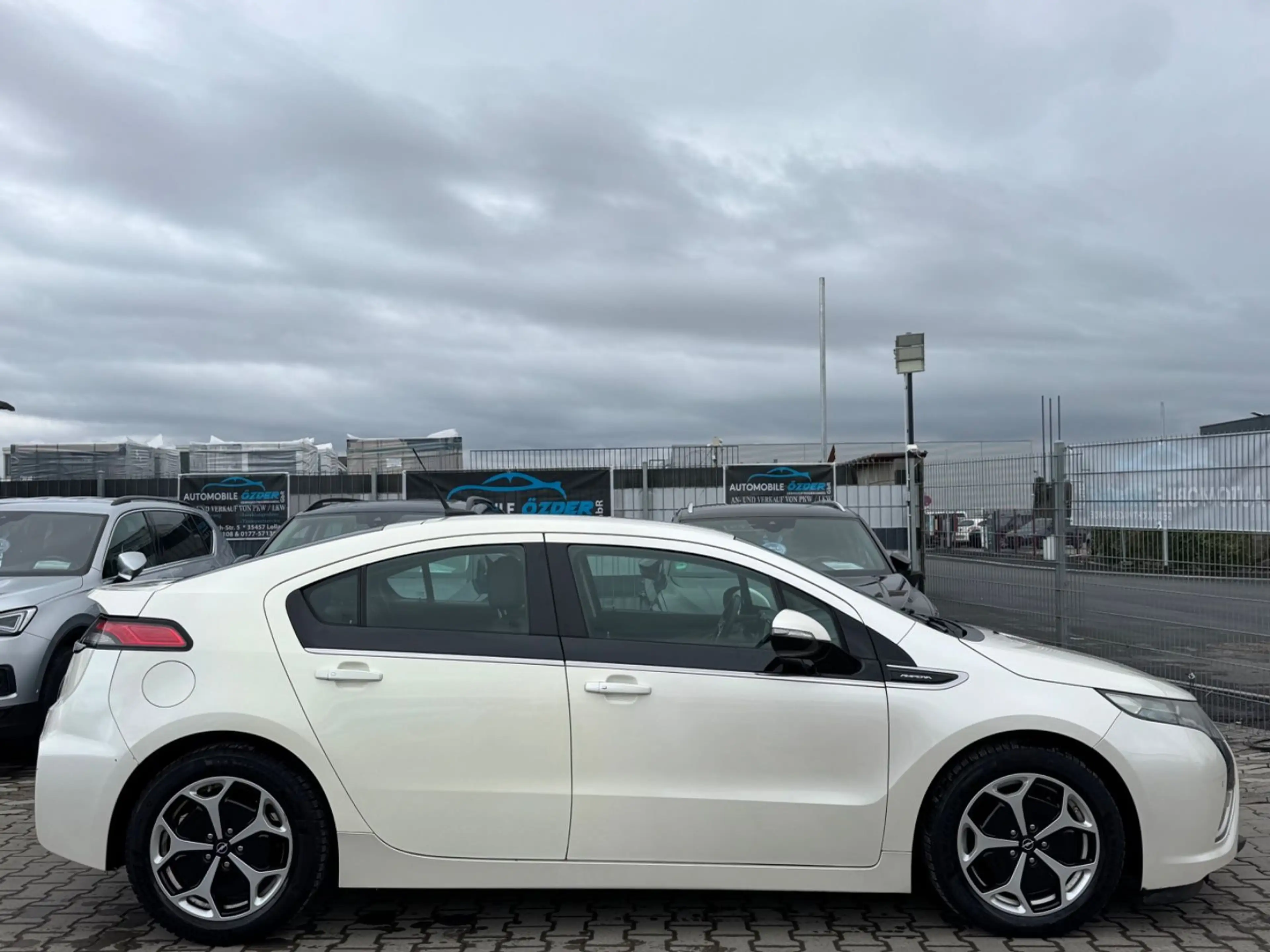 Opel Ampera ePionier Edition Finanzierung+Garantie — photo 9