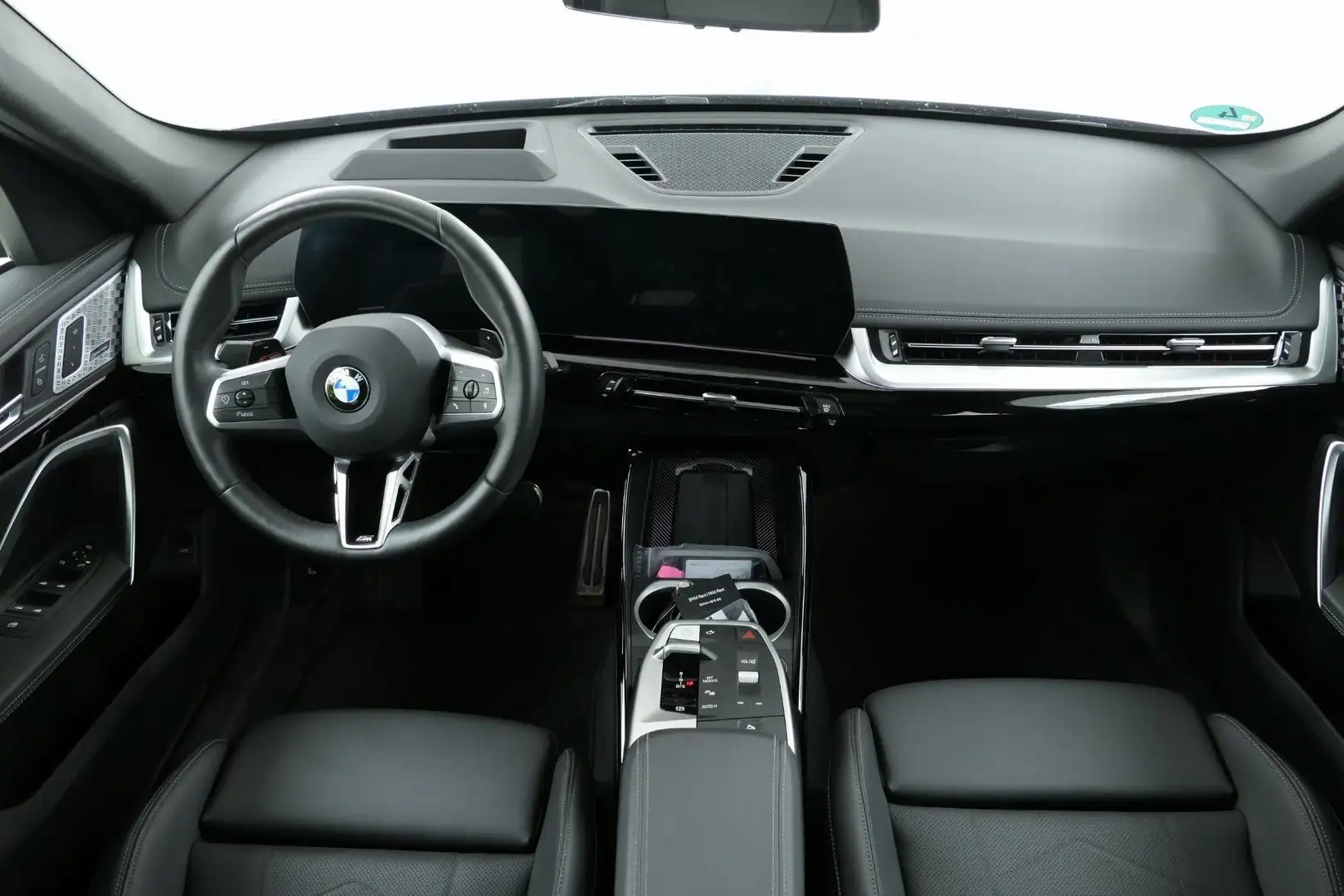 BMW X1 sDrive20i M Sport PANO HUD h&k DA-Prof. PA+ Schwarz - 2