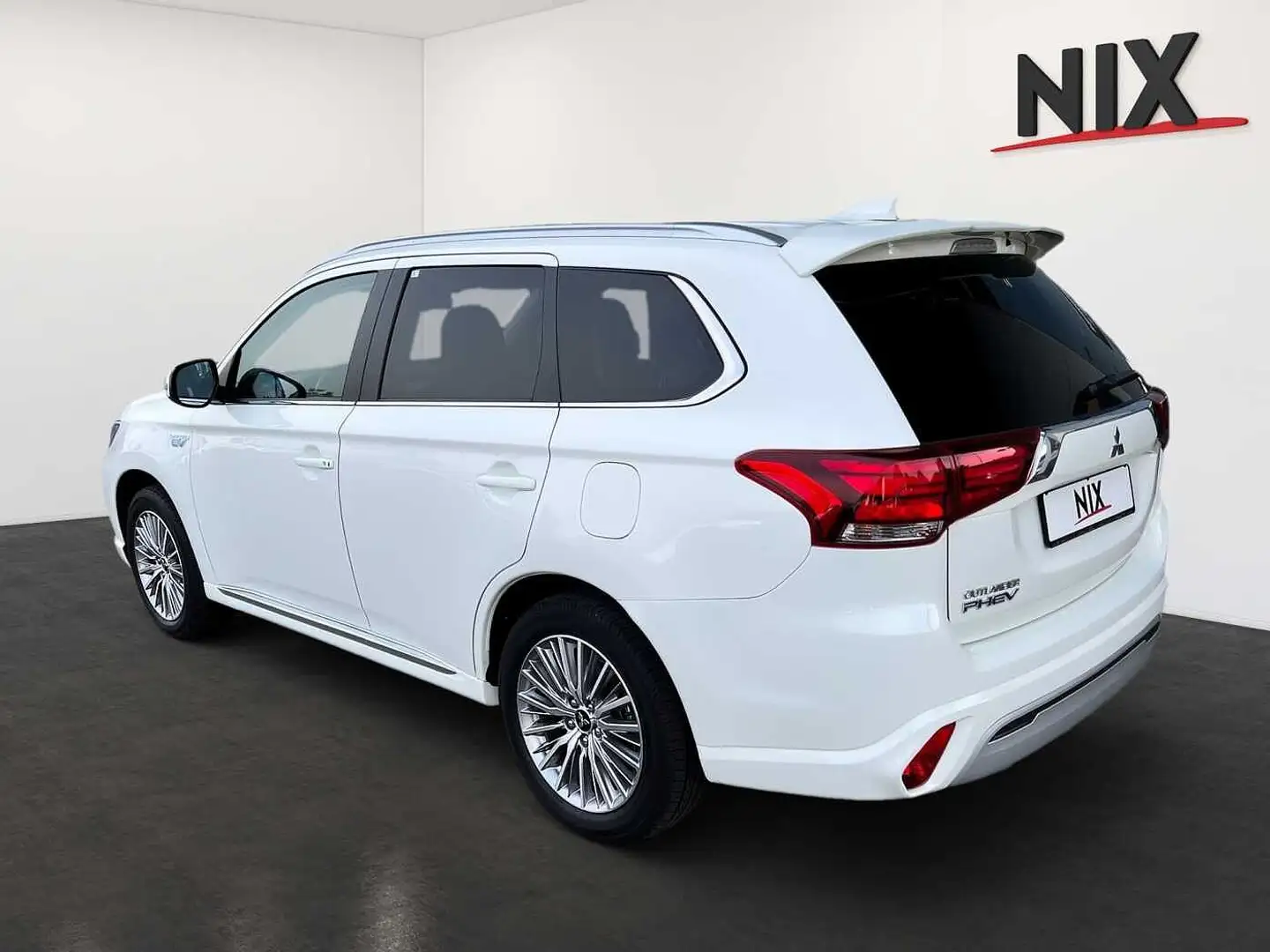 Mitsubishi Outlander 2.4 PHEV Basis Spirit 4WD Blanc - 2