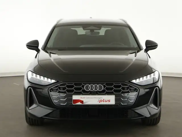 Audi A5 view 4