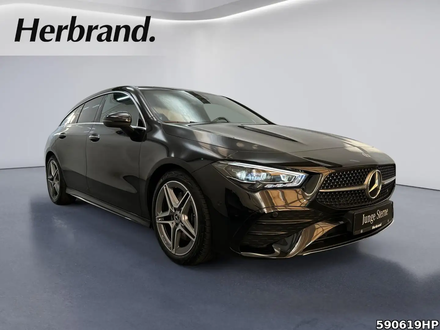 Mercedes-Benz CLA 200 d AMG Distr MultiBeam AHK Schwarz - 2