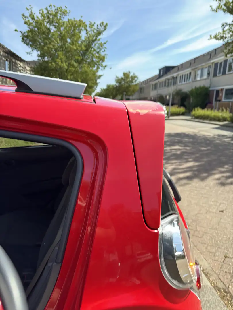 Chevrolet Spark 1.0 16V LS Bi-Fuel Rood - 1
