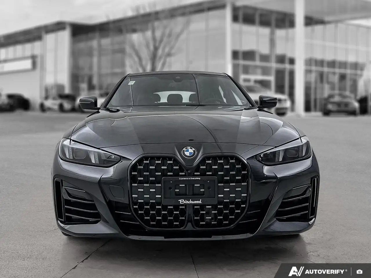 BMW 4 Series снимка BMW 4 Series