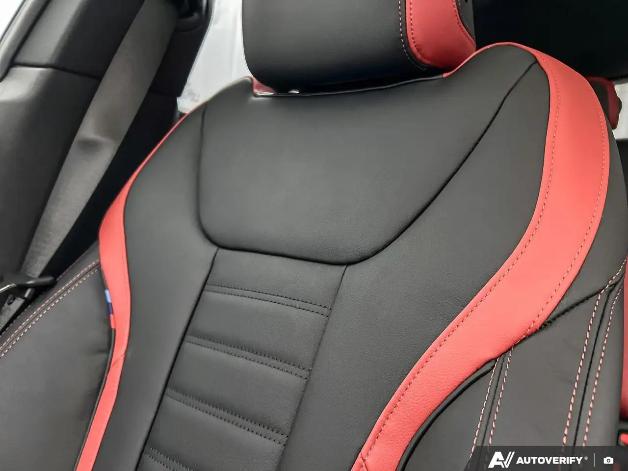 BMW 4 Series снимка BMW 4 Series