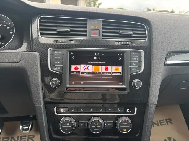 Volkswagen Golf view 15