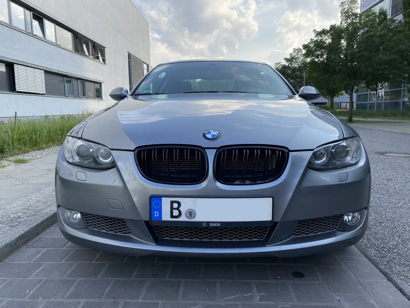 BMW 335 D Coupe Aut. Argintiu - 1