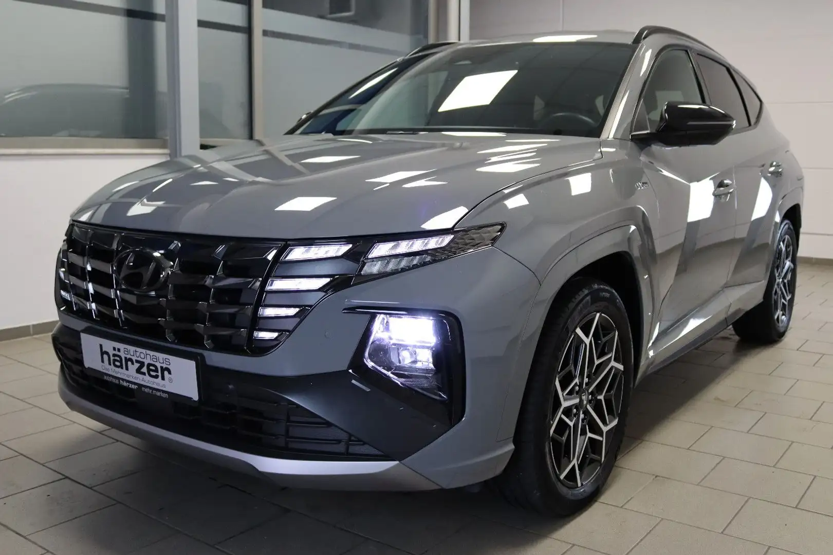 Hyundai TUCSON N Line PHEV Aut. 4WD *AHK*LED*NAV*KRELL* Gris - 2