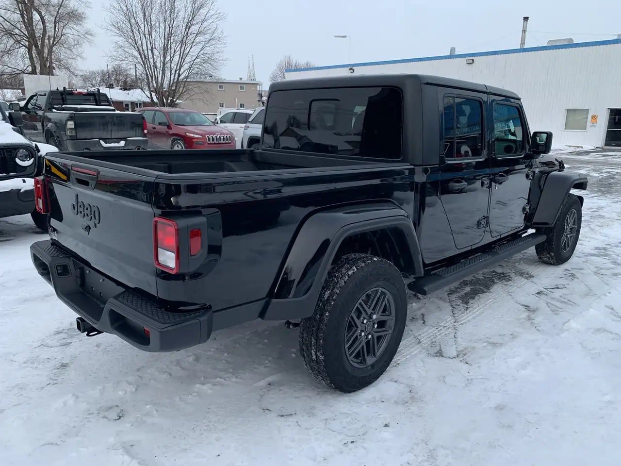 Jeep Gladiator снимка Jeep Gladiator