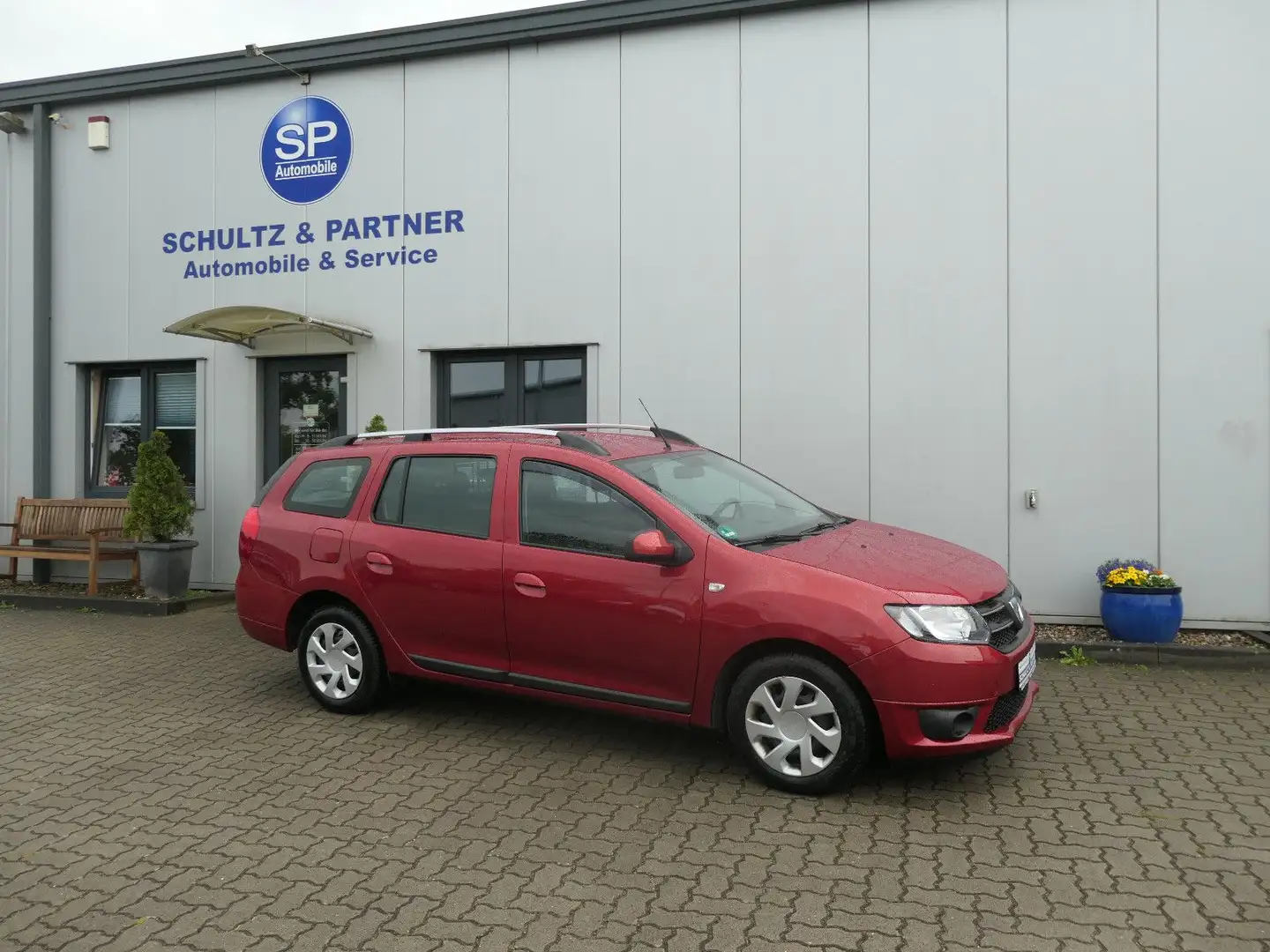 Dacia Logan MCV II Kombi Laureate 1.Hd. AHK. Scheckh! - 1