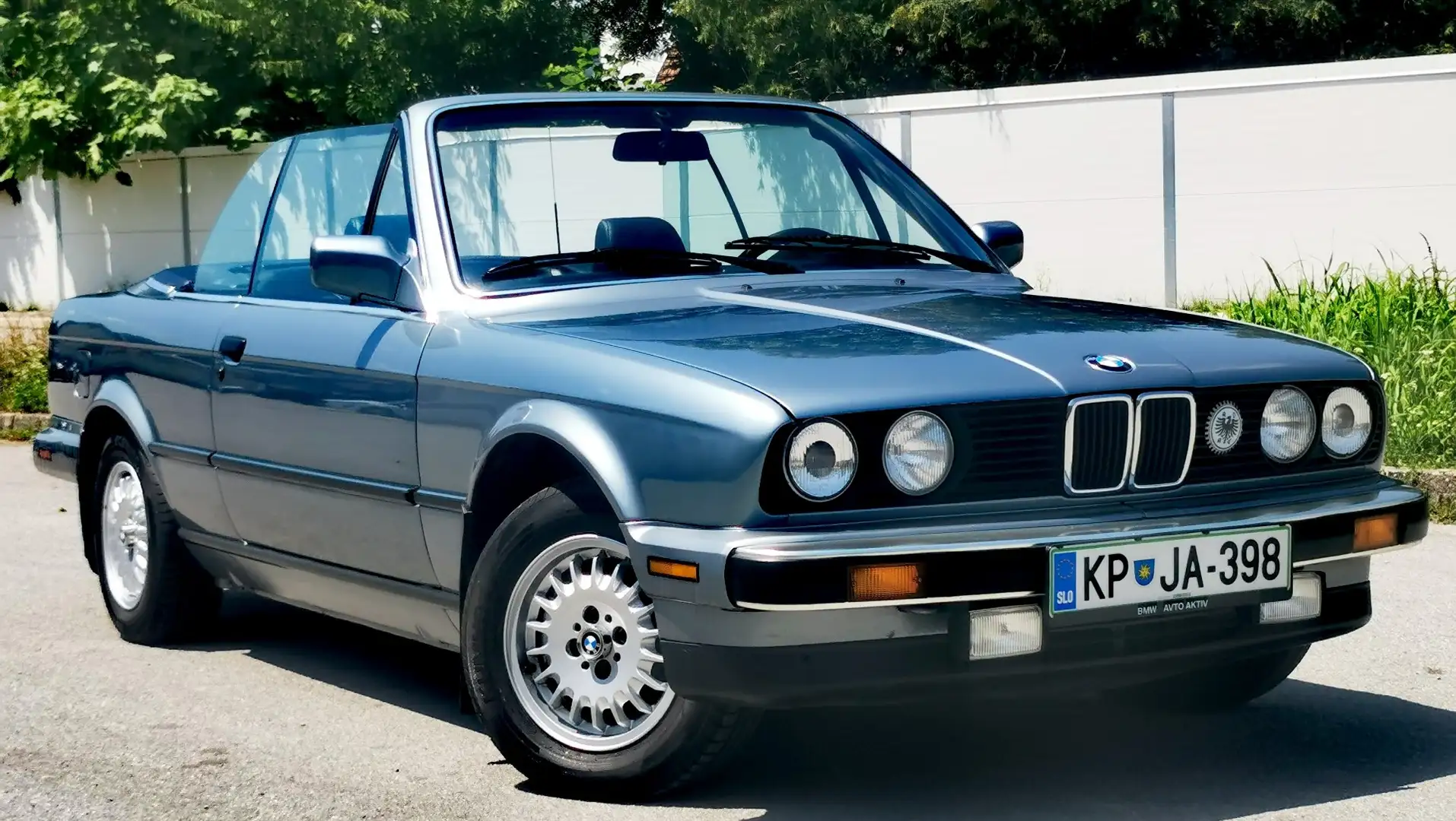 BMW 325 325i Automatic  completly restored oldtimer - 1