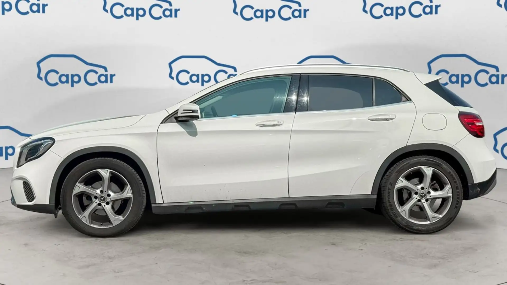 Mercedes-Benz GLA 180 180 122 Sensation Blanc - 2
