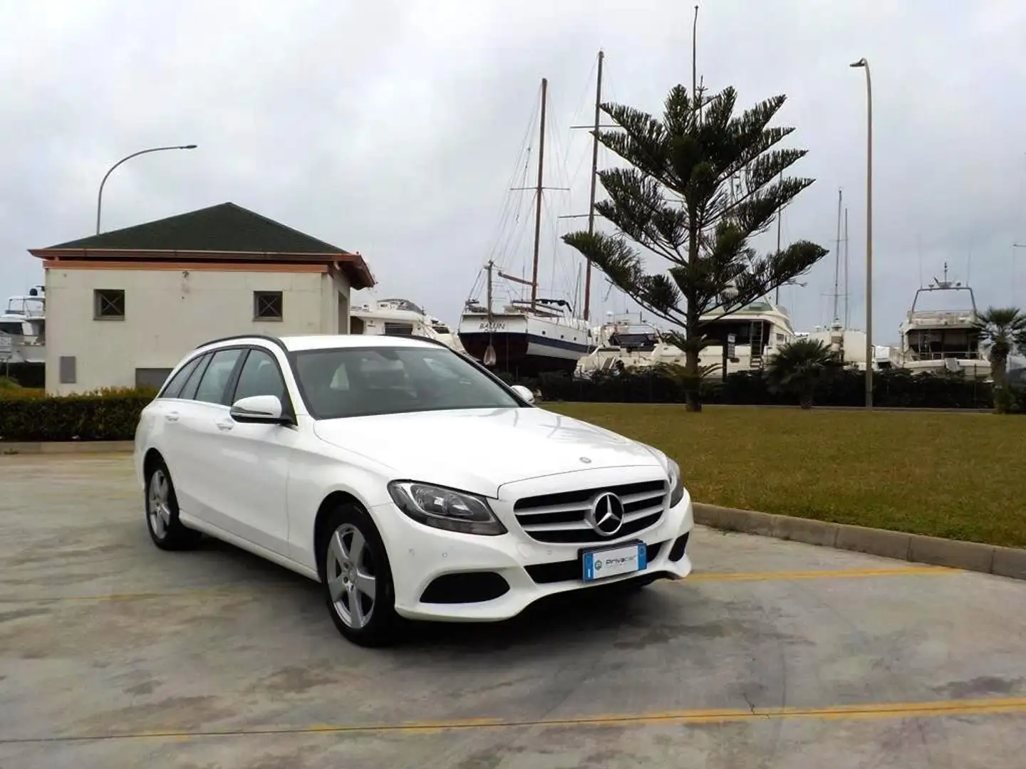 Mercedes-Benz C 180 d S.W. Auto Premium Bianco - 1