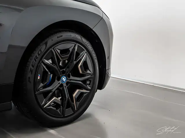 BMW iX iX50 xDrive Sport*HK*HEADUP*PANO*LASER*22''ZOLL* Ansicht 49