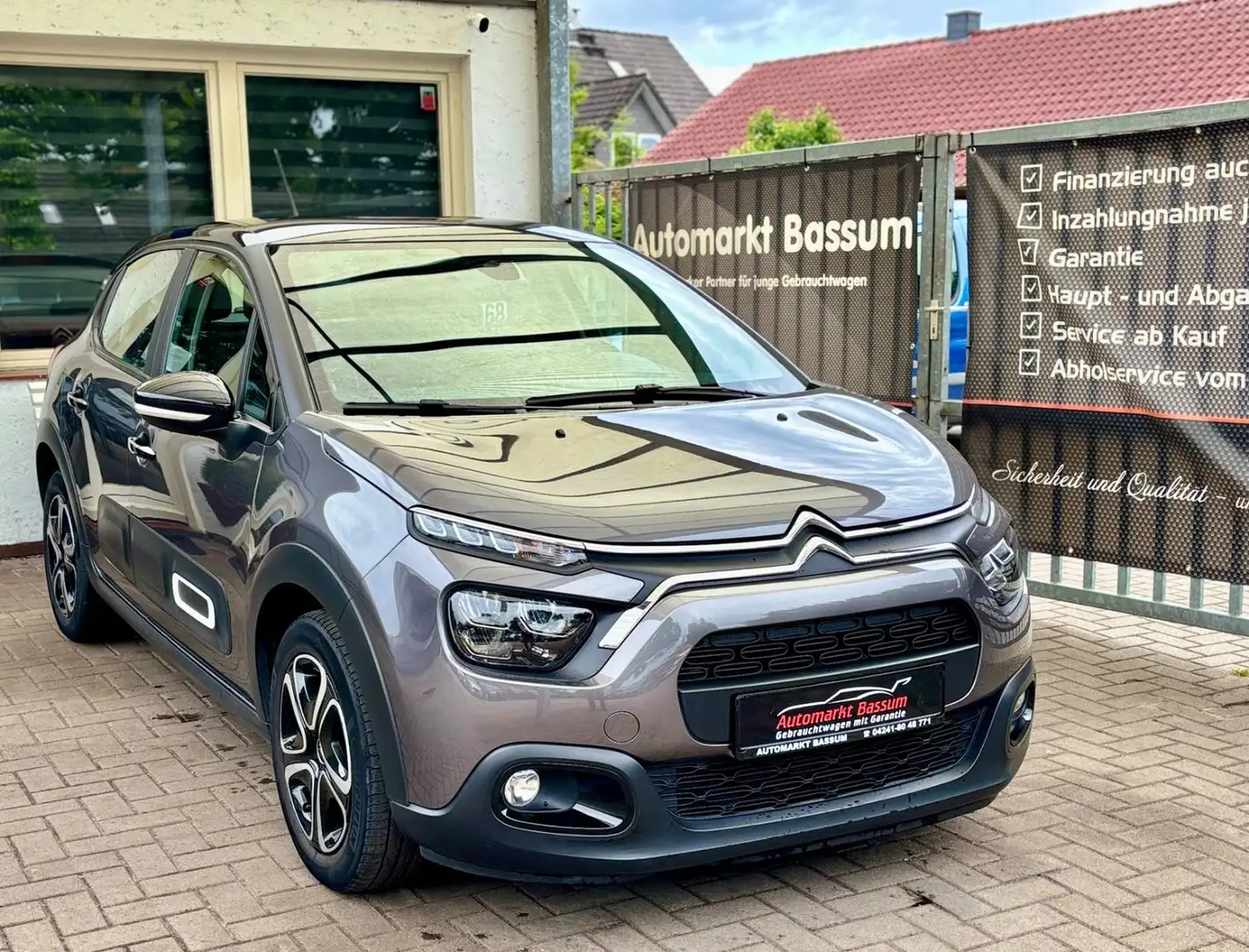 Citroen C3 Shine LED | Navi | Carplay & Android Grijs - 1