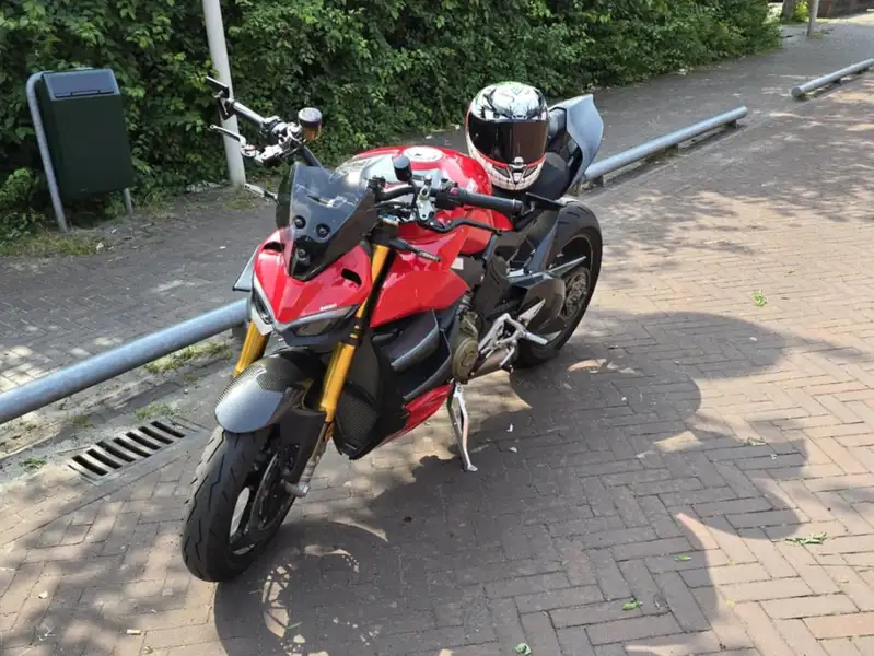 Ducati Streetfighter - foto 6