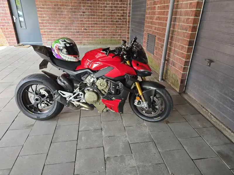 Ducati Streetfighter - foto 7