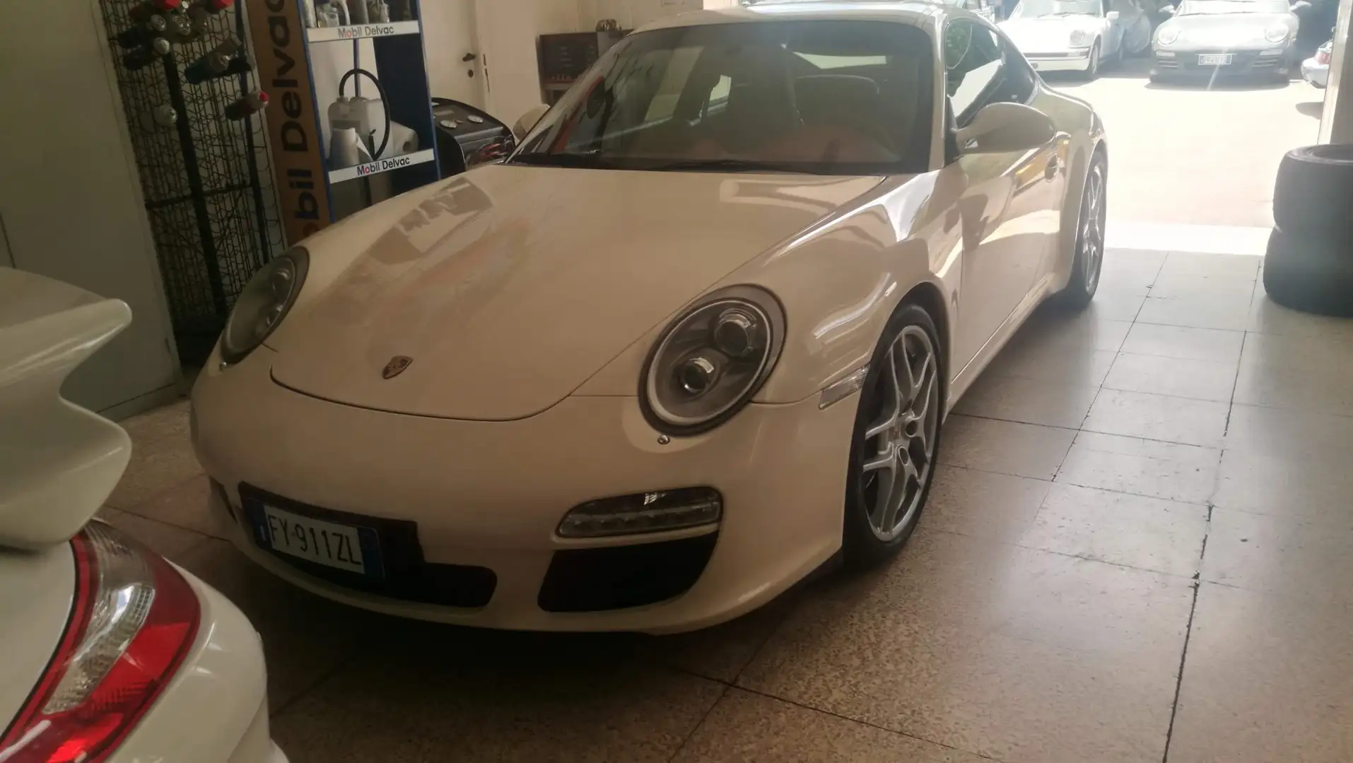 Porsche 911 997 Carrera S mk2 - 1