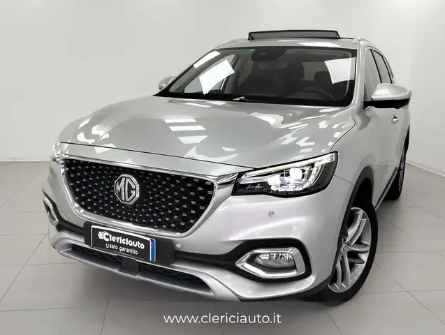 MG EHS E Plug-in Hybrid Exclusive