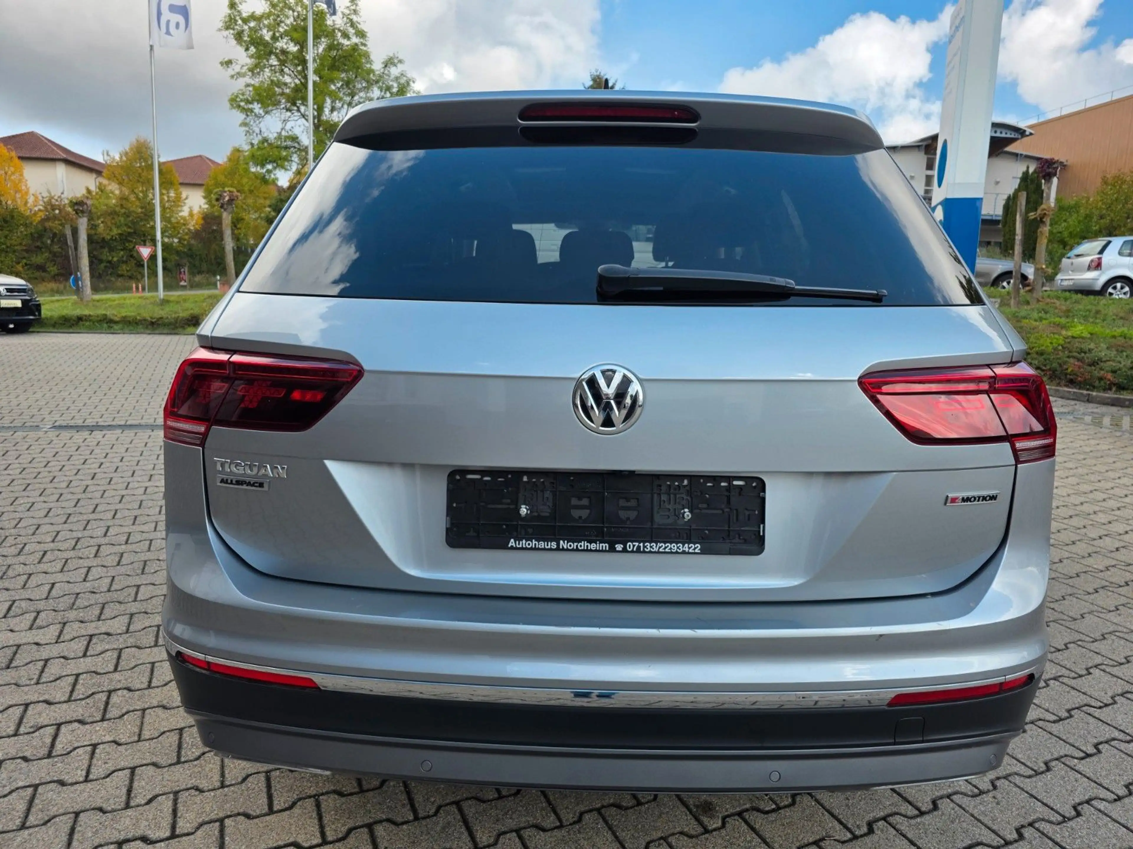Volkswagen Tiguan Allspace Tiguan 2.0 TSI Allspace Highline 4Motion 7-Sitze — photo 4