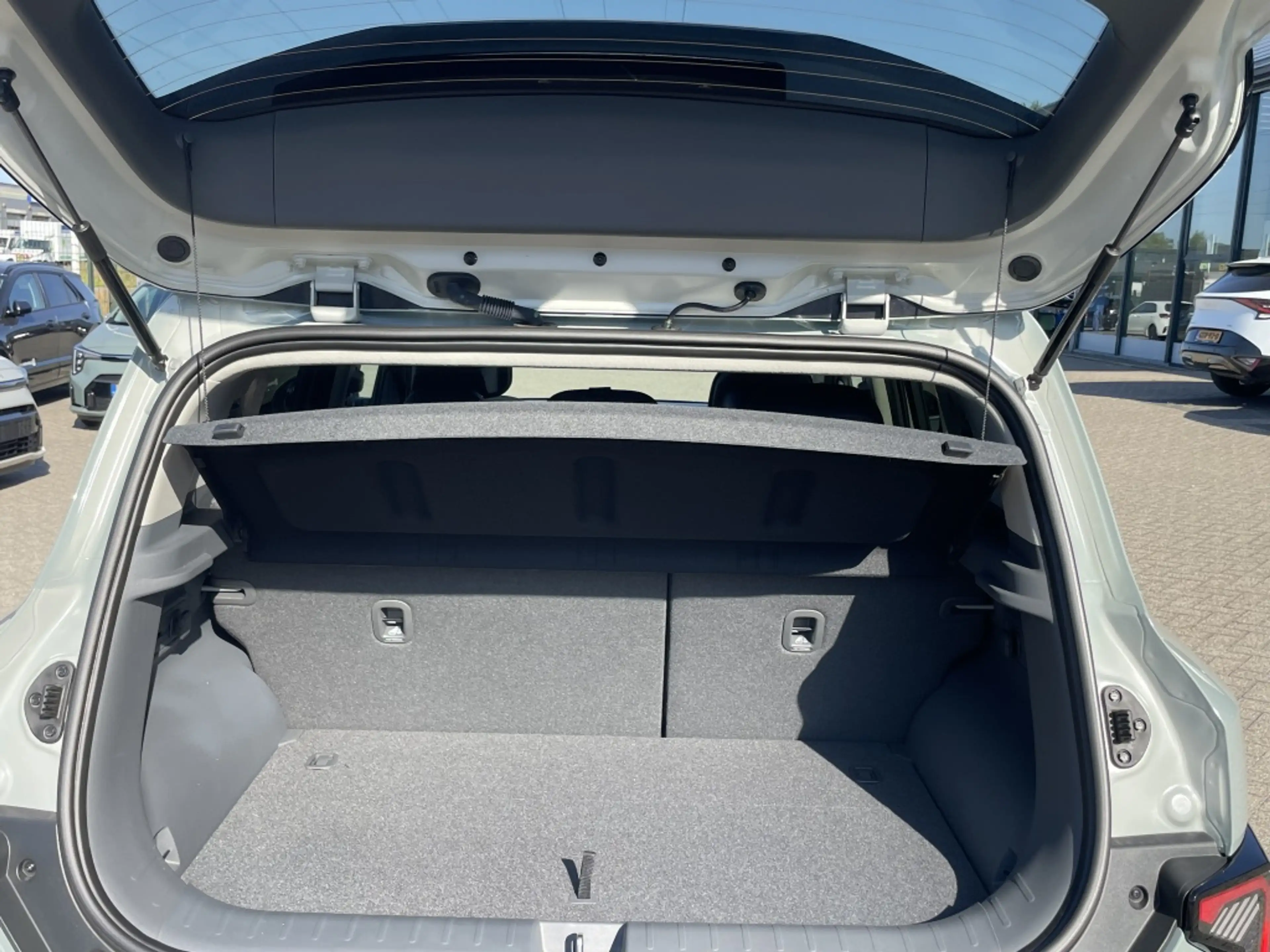 Kia EV2 Plus Adv. 42.2 kWh — photo 9