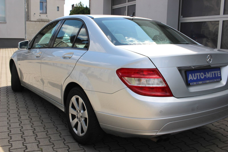 Mercedes-Benz C 180 C Lim. / Automatik / Finanzierung mögl. — photo 2