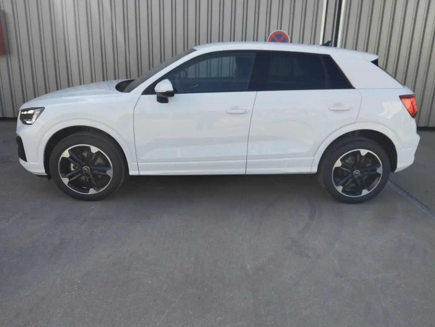 Audi Q2 30 TFSI admired Weiß - 2