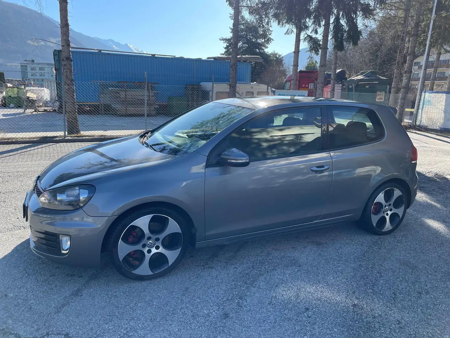 Volkswagen Golf GTI Golf+VI+2008+3p+2.0+tsi Gris - 1