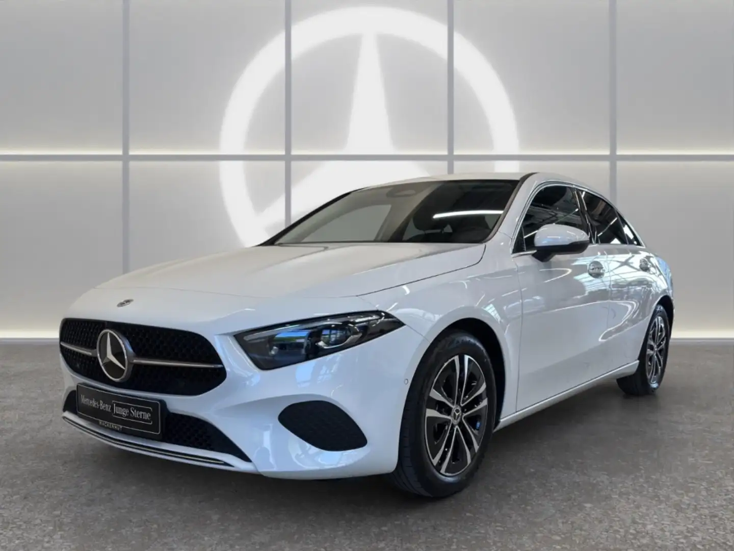 Mercedes-Benz A 200 PROGRESSIVE LINE ADVANCED PLUS RFK+VERK.AS Weiß - 1