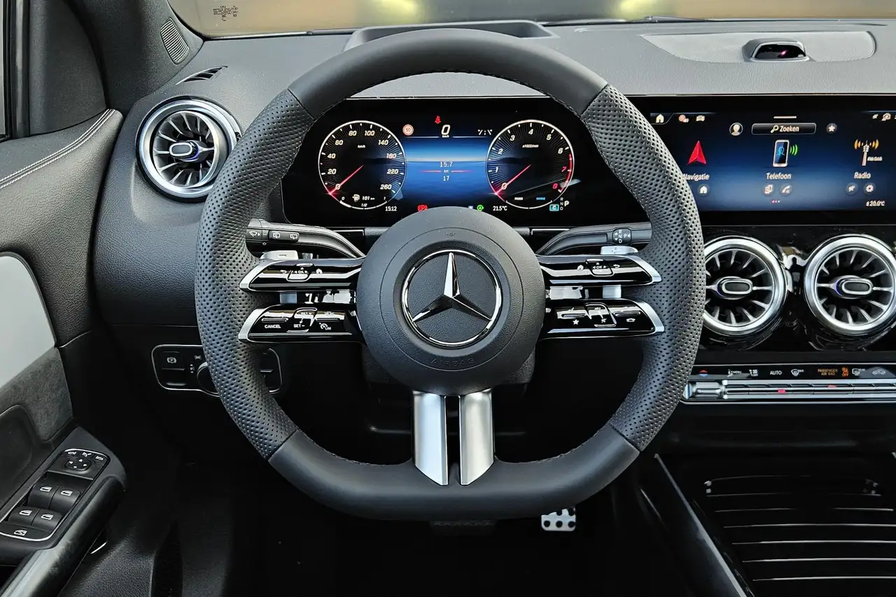 Mercedes-Benz GLA 2026 — фото 14