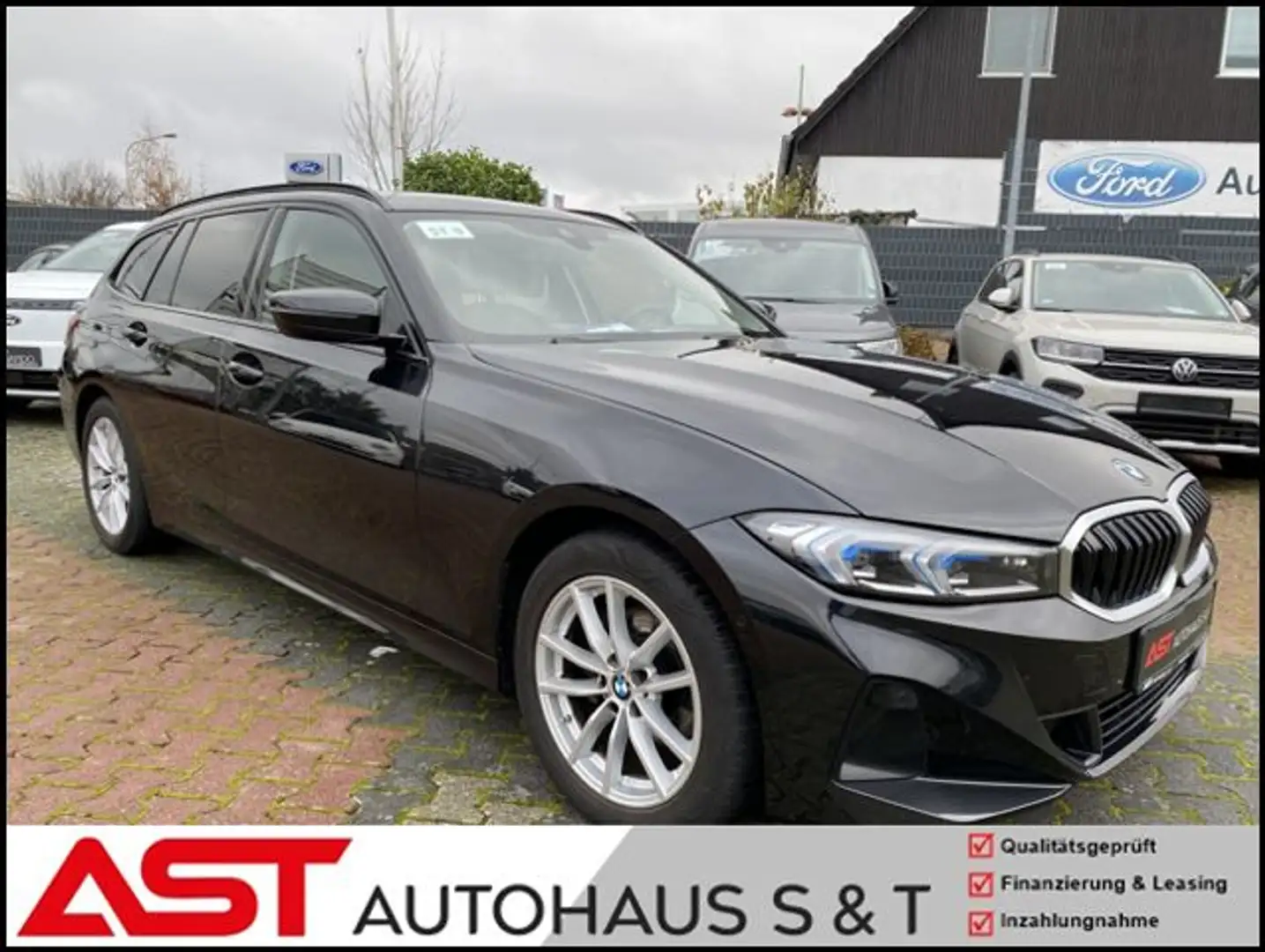 BMW 318 i Touring Aut.*Navi*Head-Up*LED*RFK*PDC Noir - 1
